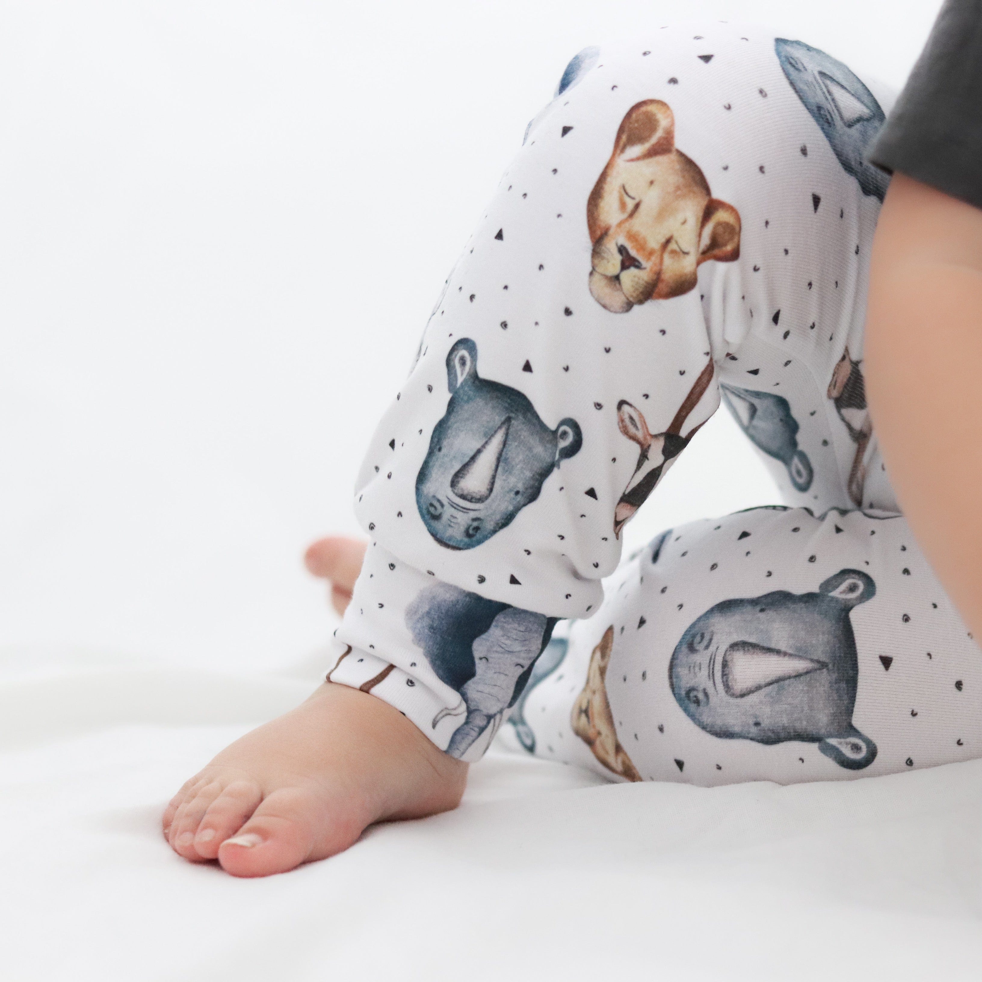 Footed leggings- sewing pattern for babies